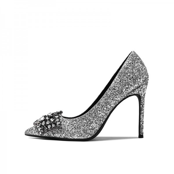 2020fall new pointed stiletto heels sexy shallow mouth crystal wedding shoes rhinestone large size small size single shoes women 2020fall new pointed stiletto heels sexy shallow mouth crystal wedding shoes rhinestone large size small size single shoes women